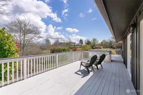 6078 Beulah Dr, Ferndale, WA 98248