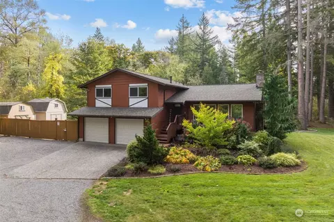19714 196th Ave SE, Renton, WA 98058
