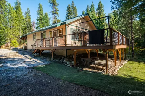 435 Pinedrop Ln, Leavenworth, WA 98826