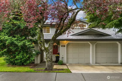 6611 114th Ave SE, Bellevue, WA 98006