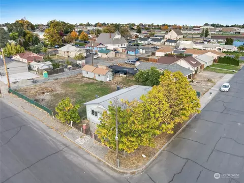 255 S 2nd Ave, Othello, WA 99344
