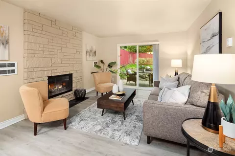 4525 S Henderson St #102, Seattle, WA 98118