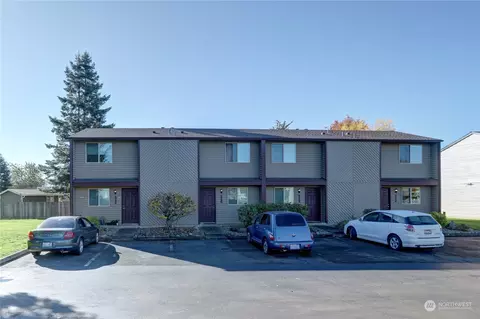 2734 Initial Pl, Enumclaw, WA 98022