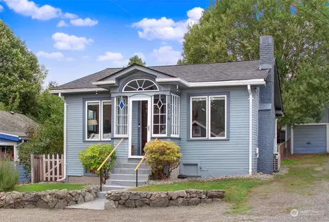 514 N 86th St, Seattle, WA 98103