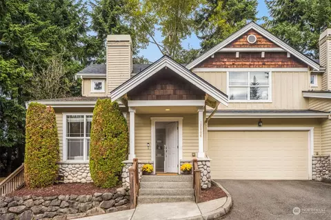 12006 NE 84th Ln, Kirkland, WA 98033