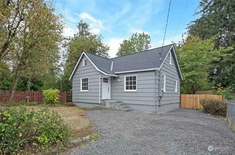 814 99th St S, Tacoma, WA 98444
