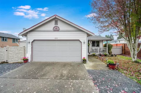424 171st St S, Spanaway, WA 98387