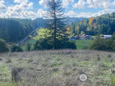 202 Grimes Rd, Centralia, WA 98531
