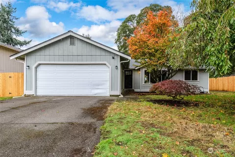 9130 Shadberry Dr SE, Olympia, WA 98513