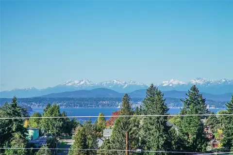 5451 36th Ave SW, Seattle, WA 98126