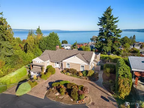 2848 NW 94th St, Seattle, WA 98117
