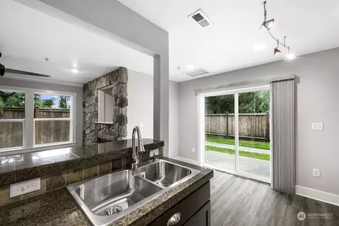 11121 7th Pl W #D, Everett, WA 98204 photo 6