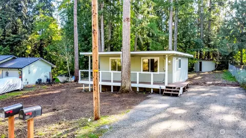 220 E Lakeshore Dr W, Shelton, WA 98584