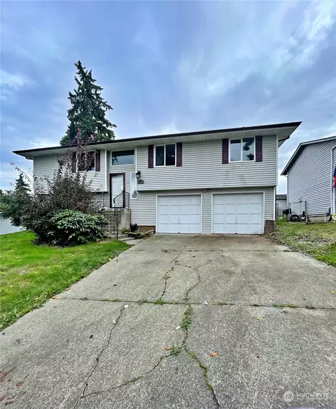 1938 E 65th St, Tacoma, WA 98404