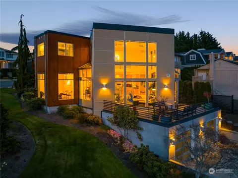 443 11th Ave W, Kirkland, WA 98033