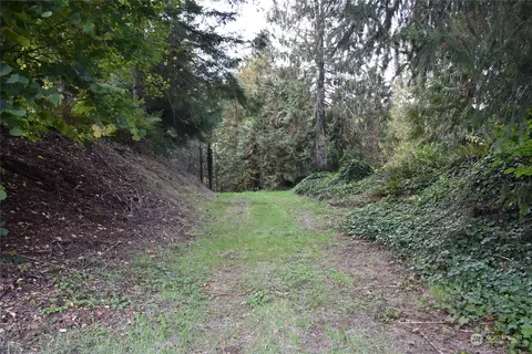 146 Hunter Rd, Longview, WA 98632