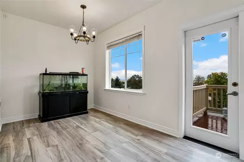 3029 Belmonte Ln, Everett, WA 98201 photo 11