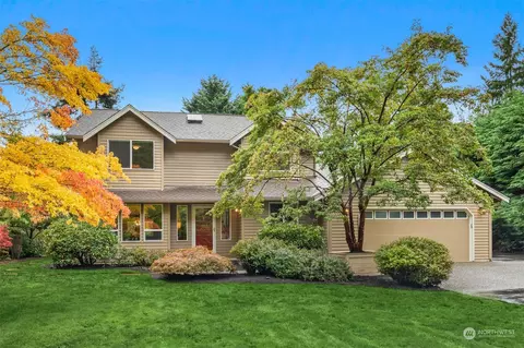 22722 95th Ave SE, Woodinville, WA 98077