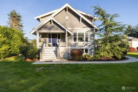 21881 Pioneer Hwy, Mount Vernon, WA 98273