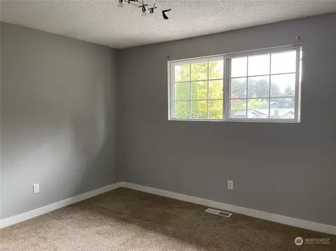 8812 Emerson Pl, Everett, WA 98208 photo 15