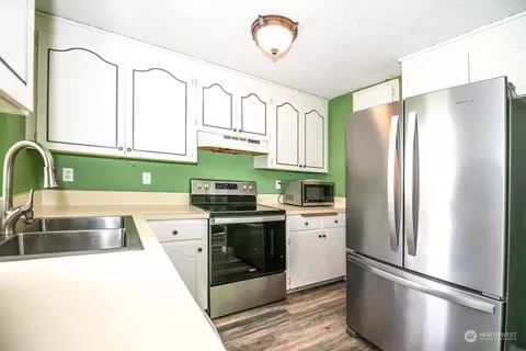 8812 Emerson Pl, Everett, WA 98208 photo 11