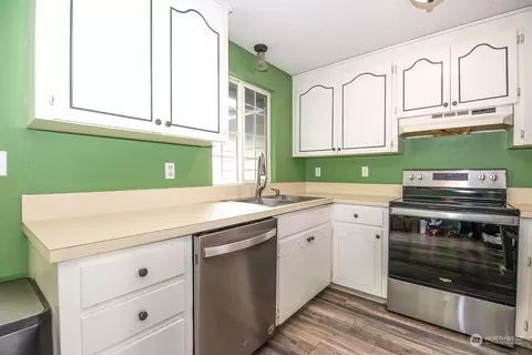 8812 Emerson Pl, Everett, WA 98208 photo 10