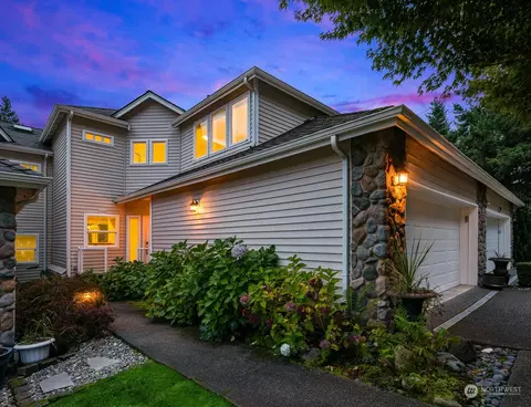 9803 NE Riverbend Dr #A-104, Bothell, WA 98011