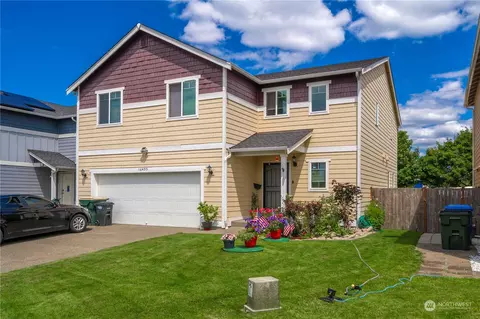 16495 Greenbrier St SE, Yelm, WA 98597