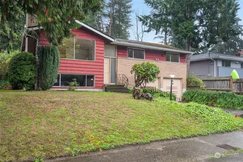 13332 28th Ave NE, Seattle, WA 98125