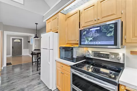 3215 Rockefeller Ave, Everett, WA 98201 photo 10