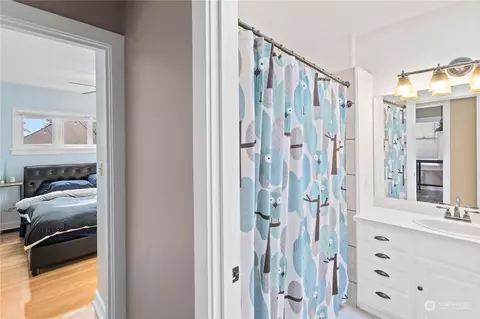 3215 Rockefeller Ave, Everett, WA 98201 photo 12
