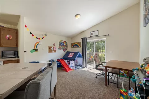 4806 204th Street Ct E, Spanaway, WA 98387 photo 8