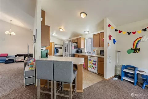 4806 204th Street Ct E, Spanaway, WA 98387 photo 11