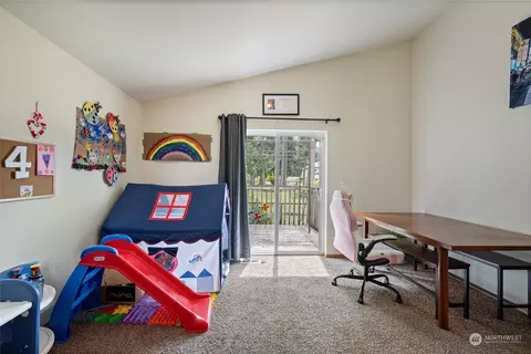 4806 204th Street Ct E, Spanaway, WA 98387 photo 9