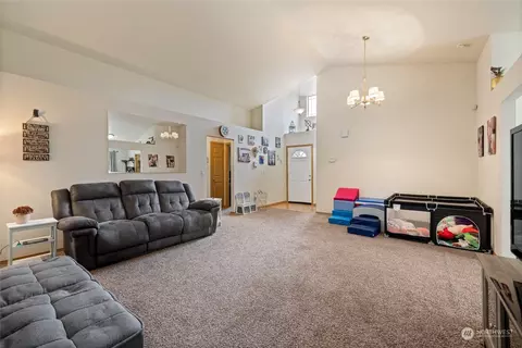 4806 204th Street Ct E, Spanaway, WA 98387 photo 6