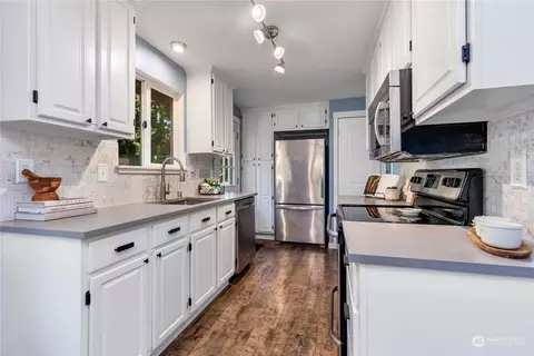 19011 Grannis Rd, Bothell, WA 98012 photo 7