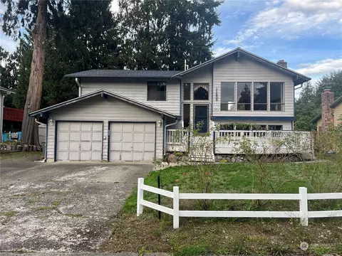 11238 SE 322nd St, Auburn, WA 98092