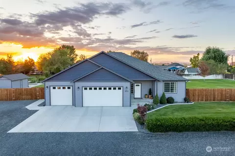 4844 Carol Dr NE, Moses Lake, WA 98837