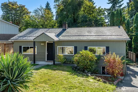 1105 Lower Marine Dr, Bremerton, WA 98312