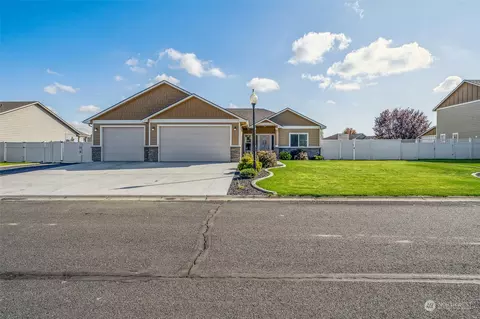 383 Boylson Rd, Moses Lake, WA 98837