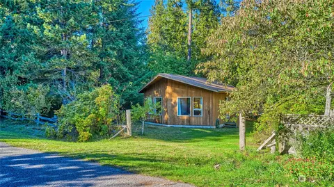 1952 Wellington Rd, Point Roberts, WA 98281