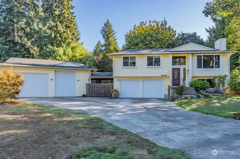 716 Cottonwood Ct SE, Olympia, WA 98503