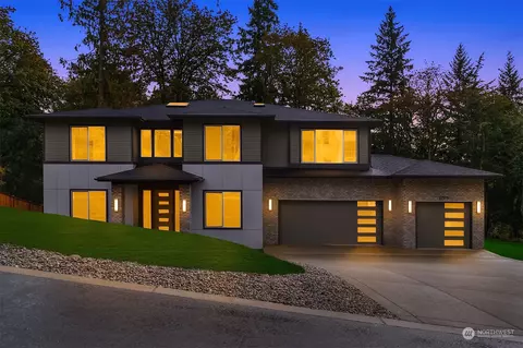22575 SE 52 St, Issaquah, WA 98029