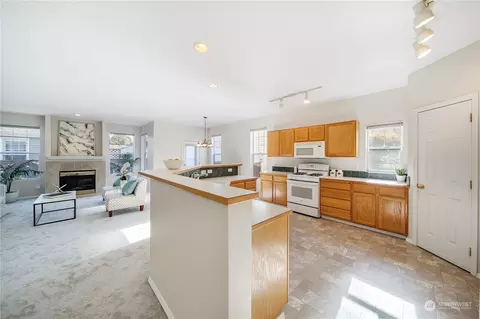 7422 143rd Avenue Ct E, Sumner, WA 98390 photo 5
