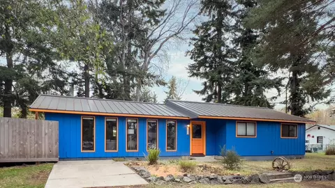 1814 Sunrise Pl, Port Townsend, WA 98368