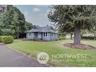 657 Oregon Way, Longview, WA 98632