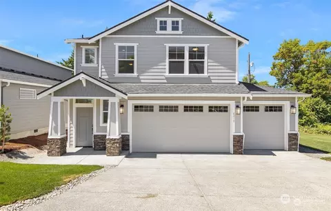 6312 NE Hawthorne Ter, Tacoma, WA 98422