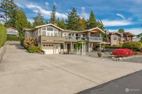 5770 Nakat Way, Blaine, WA 98230