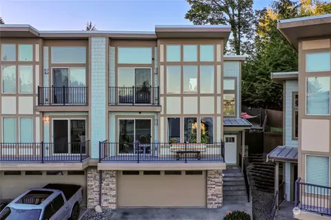 2540 Waterside Ln, Bremerton, WA 98312