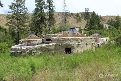 20 Horse Camp Rd, Oroville, WA 98844